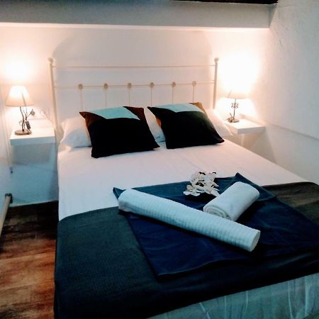Wish Suite Barrio De Leon En Triana Севиля Екстериор снимка